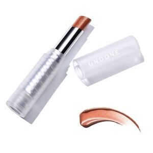 UNDONE Light on Lip Hydrating Light Reflecting CHAI TOWN Aloe + Coconut Oil